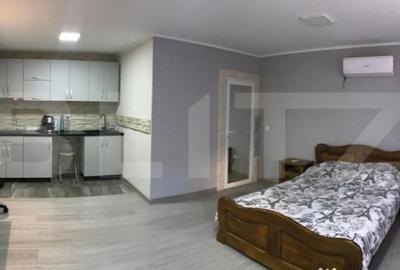 Casă cu 7 camere cu Teren 400 Mp în Central - 6