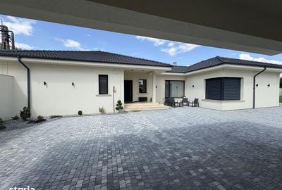 Casă cu 3 camere în Bujac