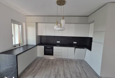 Apartament cu 3 camere în Central - 1