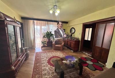 Apartament cu 4 camere semidecomandat, mobilat în Ultracentral - 1