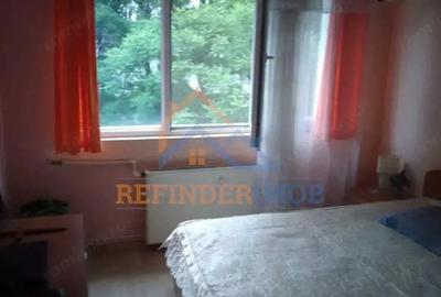 Vanzare apartament 3 camere Crangasi