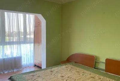 Vand apartament , 2 camere , decomandat , etaj 3 , stadion - 7