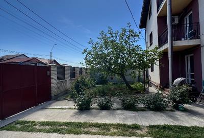 Casă individuală cu 5 camere cu Teren 244 Mp în Central - 1