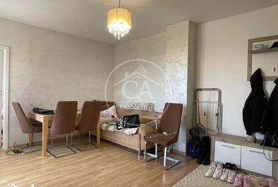Apartament cu 3 camere decomandat în Salca - 2
