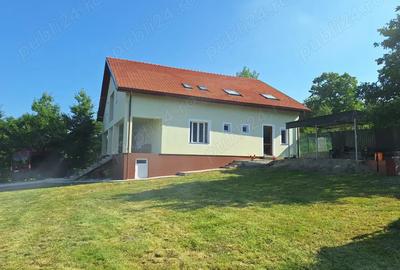 Vand casa de vacanta - 1