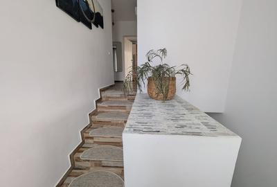 Casă individuală cu 4 camere cu Canalizare în Central - 39