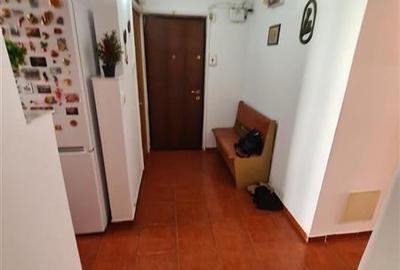 Apartament cu 3 camere decomandat, mobilat în Răcădău - 7
