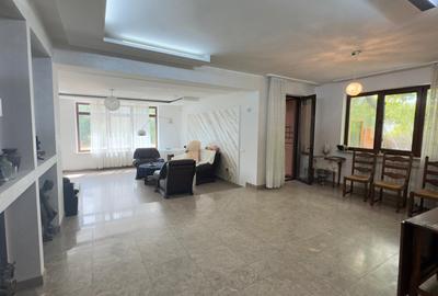 Vilă  cu teren 1000 mp, garaj și anexă  430 000 eu Vilă  cu teren 1000 mp, garaj și anexă  430 000 eu - 9