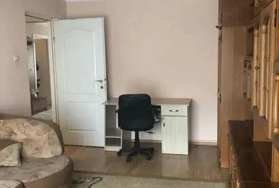 Apartament 3 camere decomandat, cartier Manastur
