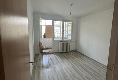 Apartament cu 2 camere semidecomandat în Giurgiului - 1