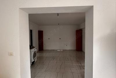 Casă cu 3 camere în Central - 3