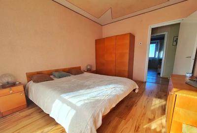 Apartament cu 3 camere decomandat în Rogerius