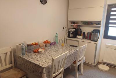 Apartament cu 4 camere decomandat în Ștrand - 4