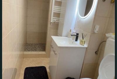 Apartament cu 3 camere decomandat în Central - 2