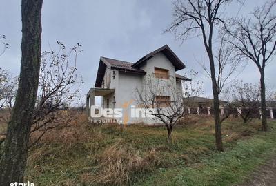 Casă cu 3 camere cu Teren 1500 Mp în Horlești - 4