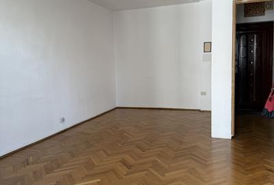 Sala Palatului (filatelie) - 7