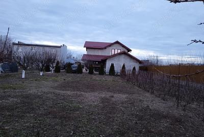 Casă cu 6 camere în Mihai Vodă - 10