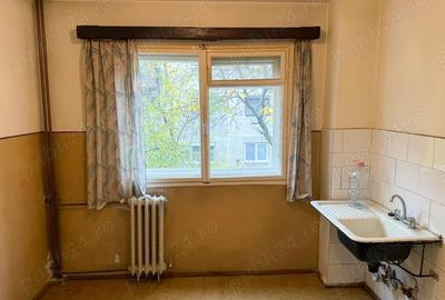 Apartament cu 3 camere decomandat în Decebal - 1