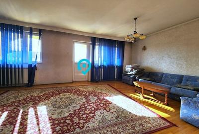 Casă individuală cu 15 camere cu Canalizare în Central - 11