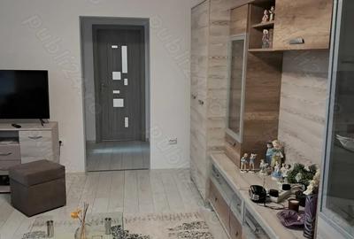 Vand apartament 2 camere Resita Micro 3 - 2