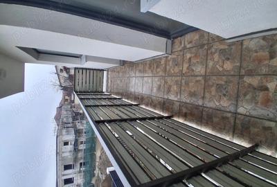 Casă cu 6 camere cu Teren 226 Mp în Odăile - 8