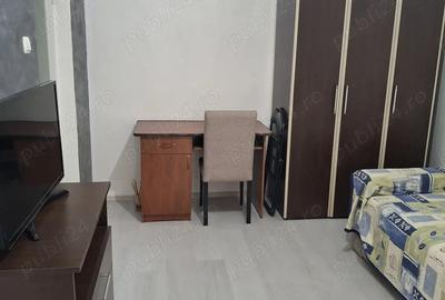 Garsonieră decomandată în Central - 3