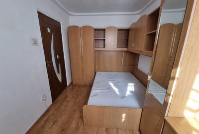 Apartament cu 3 camere semidecomandat în Popoveni - 1