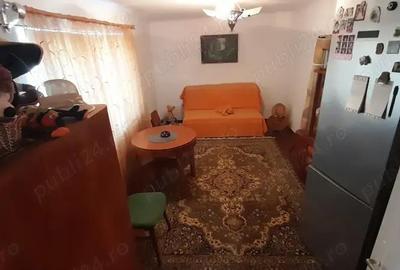Casă cu 6 camere în Tecuci - 17