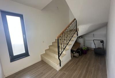 Casă individuală cu 4 camere cu Canalizare în Tunari - 10