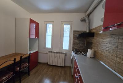 Garsonieră decomandată, mobilată în Dristor - 2