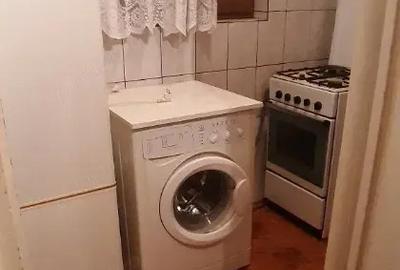 Garsoniera selecta zona central etaj 3 mobilata si utilata - 1