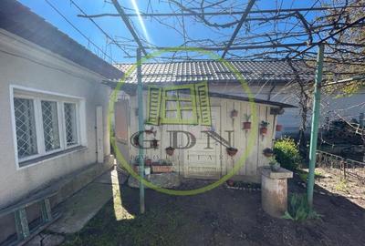 Casa parter bilaterala cu teren de 401mp si toate utilitatile in Catargiu - 4