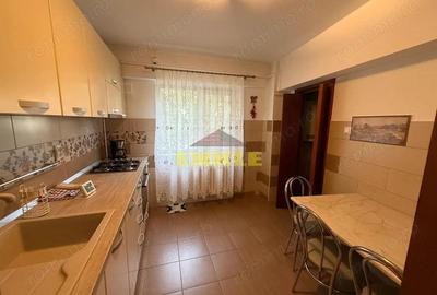 Apartament 4 camere 92 mp utili Zona Bazar - 5