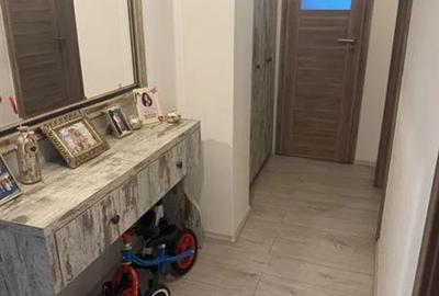 Apartament cu 4 camere decomandat, mobilat în Tei - 6