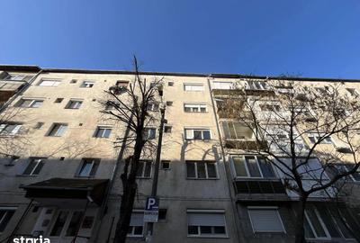 Apartament cu 3 camere decomandat în Decebal - 9