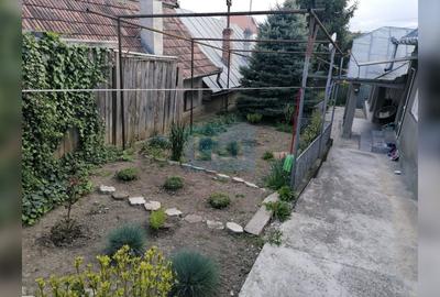 Casă cu 2 camere cu Teren 389 Mp în Central - 11