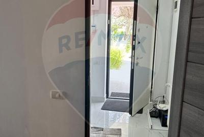 DE VANZARE Casa / Vila cu 5 camere de vanzare in BUFTEA DE VANZARE Casa / Vila cu 5 camere de vanzare in BUFTEA - 24