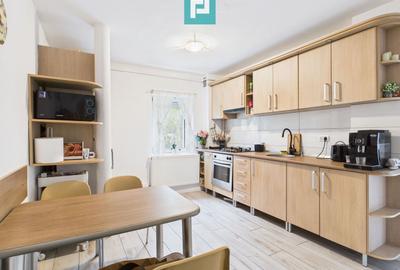 Apartament cu 4 camere decomandat, mobilat în Confecții - 1