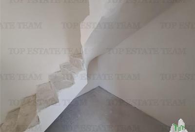 Casă cu 4 camere cu Canalizare în Central - 17