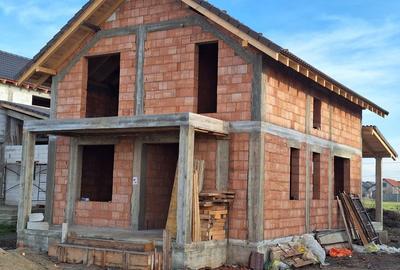 Casă cu 3 camere în Livada - 8