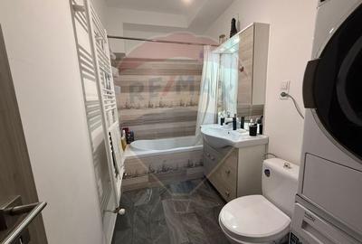 Apartament cu 3 camere de vanzare pe str EA Bieltz - 5