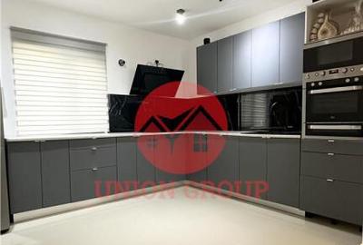 Spațiu comercial, de 500 mp, în Central - 15