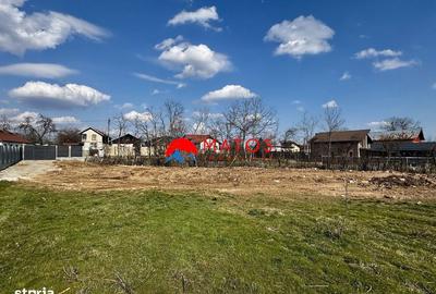 Teren de 1354 mp, în Central - 9