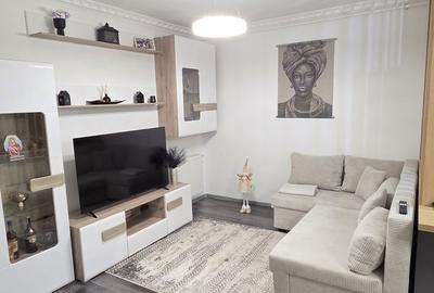 Apartament cu 2 camere decomandat în Florești