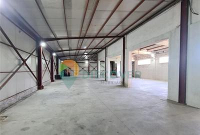 Hala Industriala, 700mp, cu teren (curte) 3000 mp, pret 400 - 3