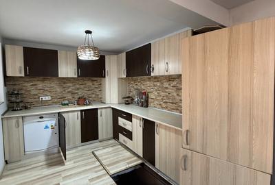 Casa 4 camere,P+1,an 2005Colentina-Andronache,zona Carrefour,Intrarea Maliuc 19, - 13