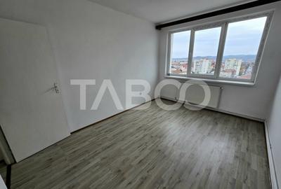 Apartament decomandat de vanzare cu 3 camere balcon zona Mihai Viteazu - 16