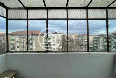 Apartament cu 3 camere decomandat în Decebal - 9