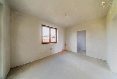 Vila moderna noua de vanzare in Sanleani - 1