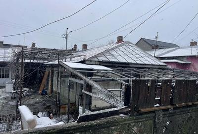 Casă cu 4 camere în Central - 2